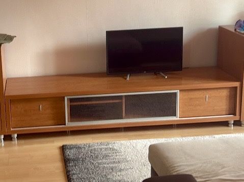 Продам стенку не большую