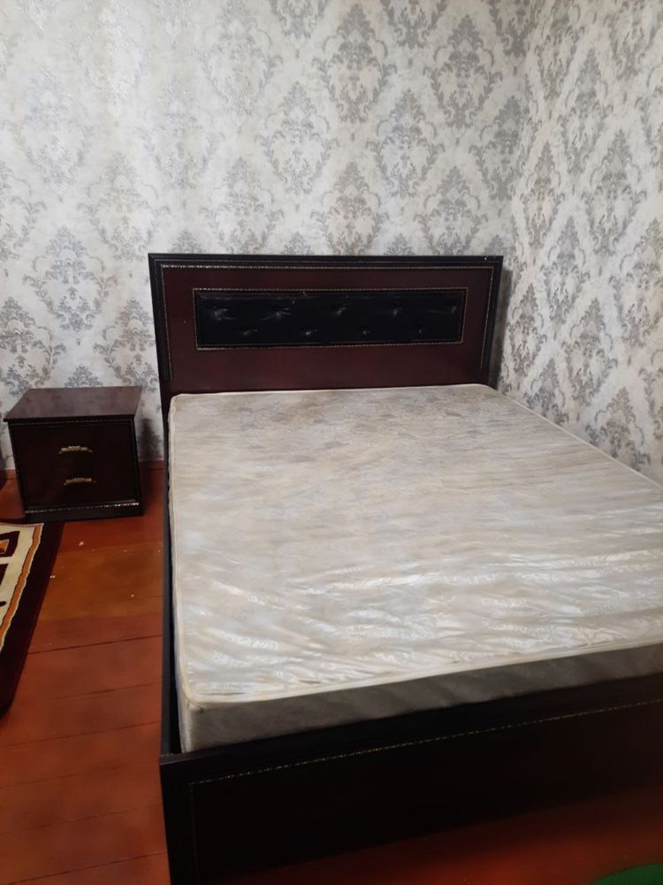 Yangi spalni sotiladi