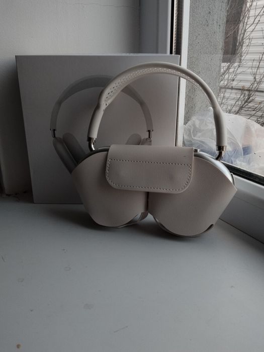 Продаю AirPods Max iOS.