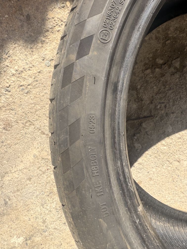 Летни гуми 275/35/19  ДОТ 23