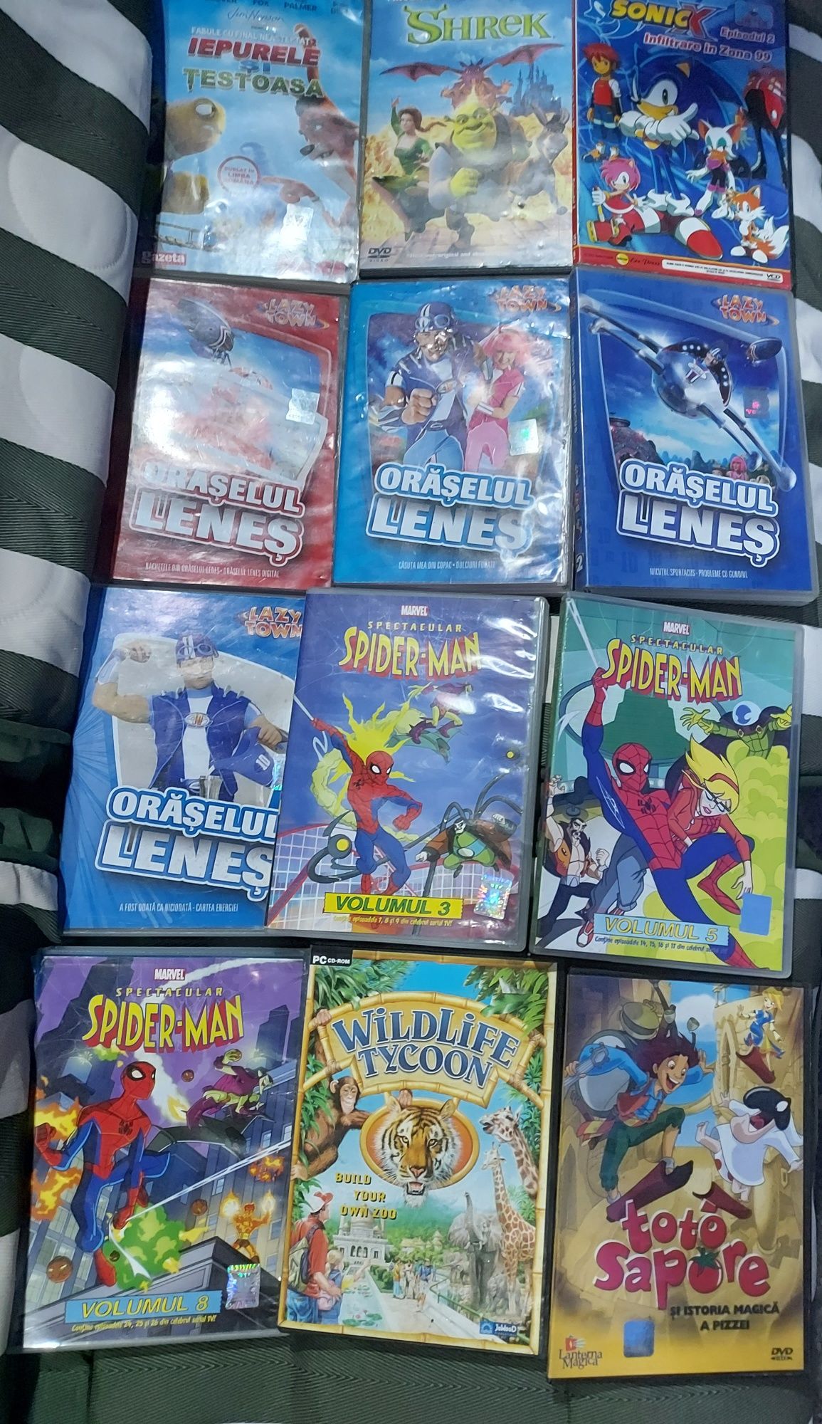 Dvd cu desene Spiderman, Oraselul lenes
