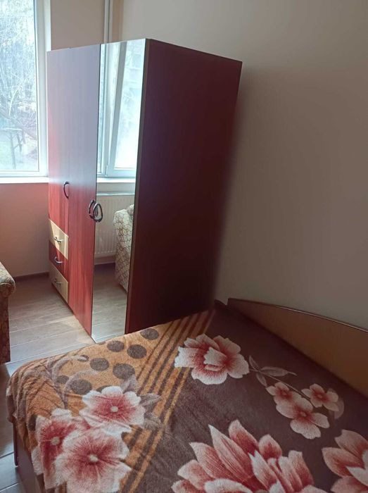 Inchiriez Garsoniera aproape de Mall, Direct proprietar