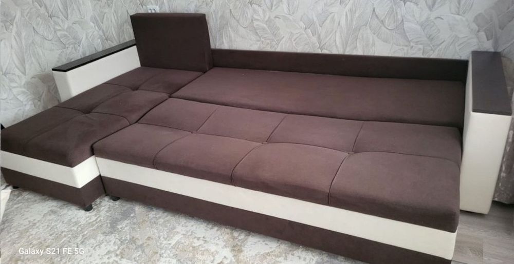 Отдам бесплатно  диван за 20000тг