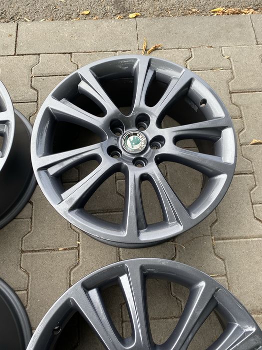 Jante origi 18 5 112 Skoda Wv Passat Tiguan Touran SaranT ROC SeatAudi