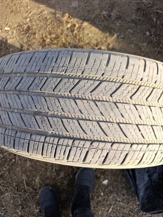 Шины R 17 в хорошем состоянии