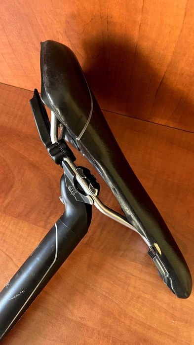 Оригинална Giant седалка с колче към нея за колело в отлично състояние