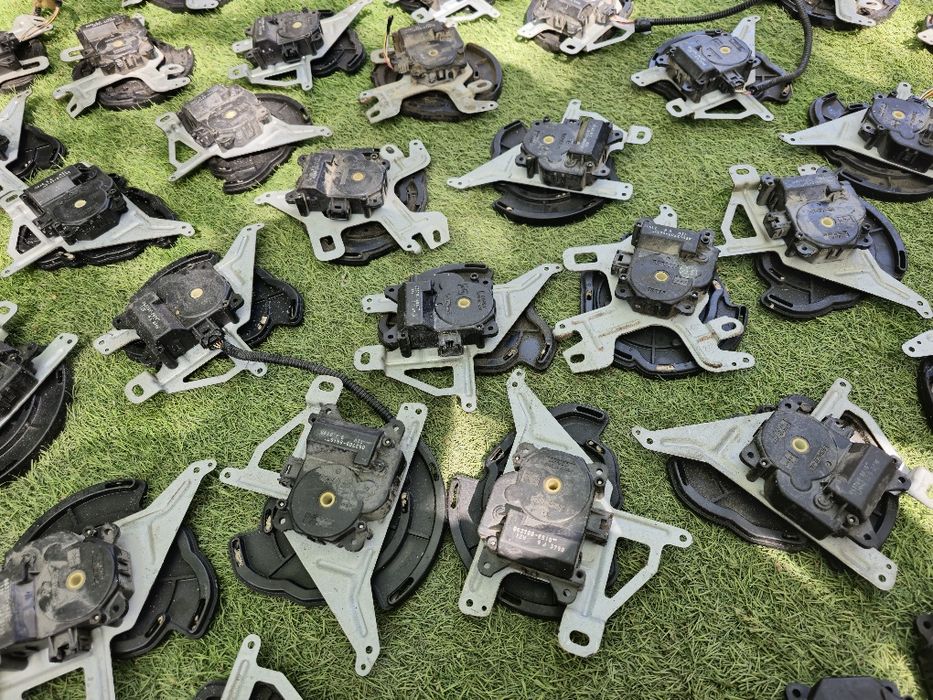 Сервопривода печки на lexus rx300, rx330, rx350, highlander