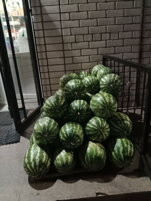 Арбуз сатылады келограмы 100 тг