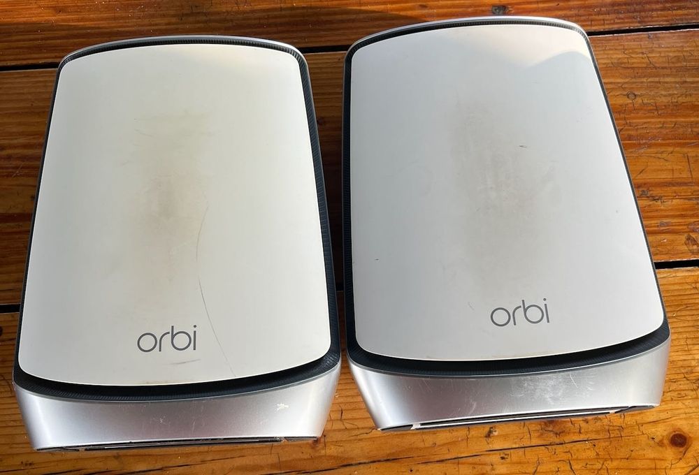 Router Netgear ORBI + Satellite
