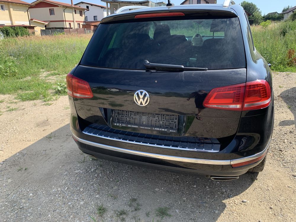 Dezmembrez Touareg 7p 2014+