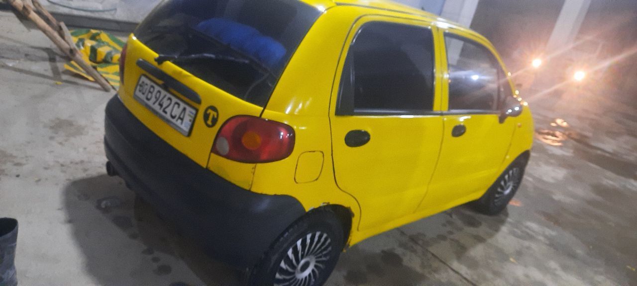 Srochni sotiladi oladigan odam tel qilsin