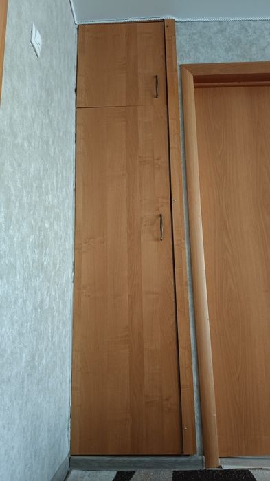 Навесные дверцы на встроенный шкаф