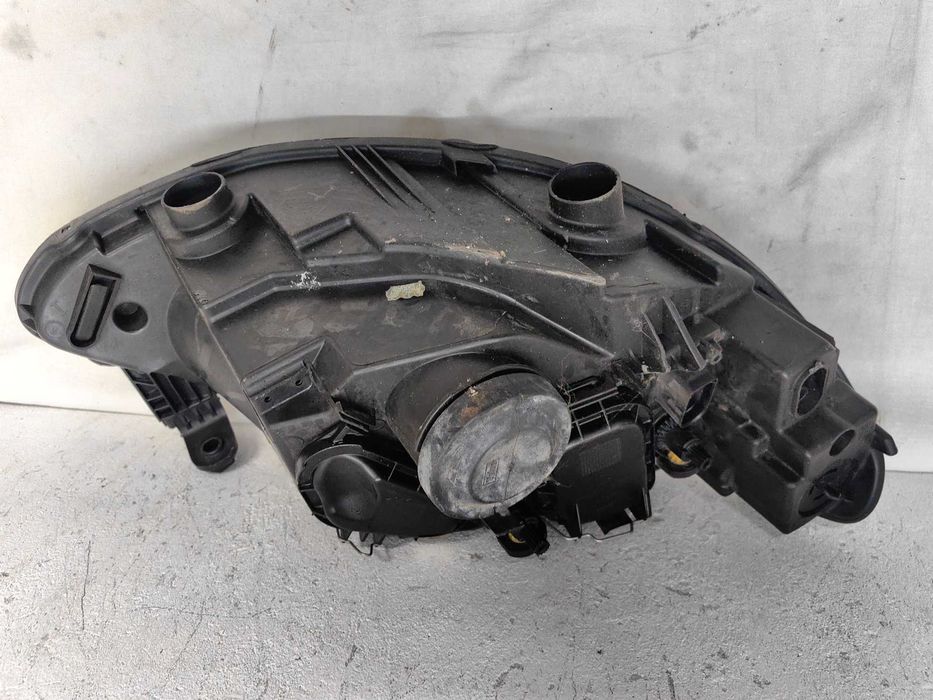 Оригинален фар Сеат  Seat Exeo
