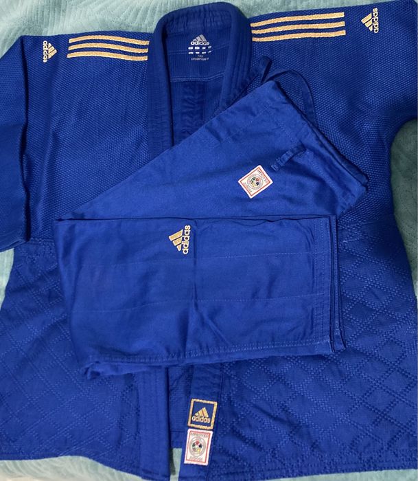 Кимоно для Дзюдо  Adidas gold