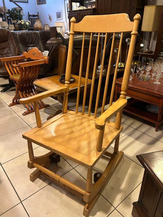 Дървен люлеещ стол  Холандия