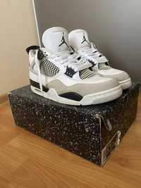 Jordan 4 milliatary black