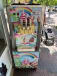 Masina de înghețată RAINBOW ICE cu 3 manete