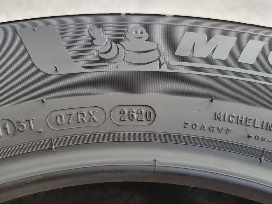 225/65/17 Michelin 4Броя: 330лв 6.5мм