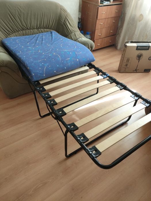 Диван (тройка) и кресло, оба раскладываются