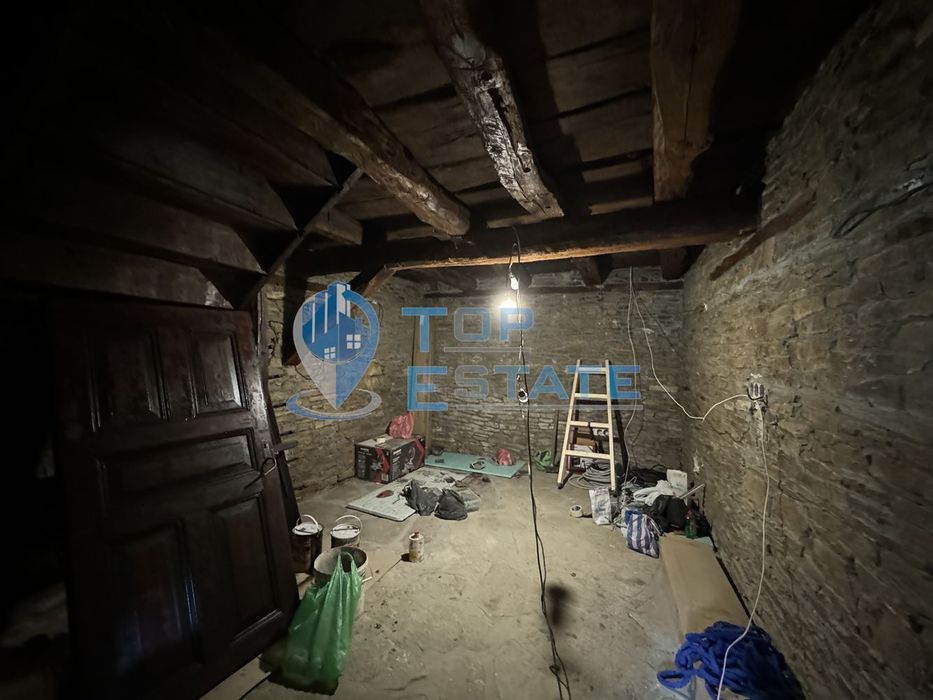 Продава се Къща в с. Костенковци, Област Габрово - 185 кв.м за 771 €/кв.м - Снимка #3