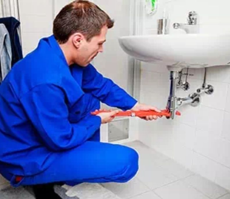 SantexnikUSTA kerakmi Tel qilin