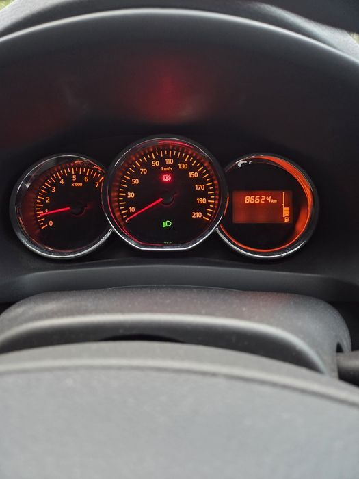 Dacia Logan  7SDCL 5 MCV  Diesel motor 1,5