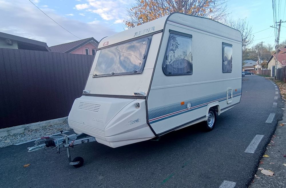 Rulota Adria 4270 Td LINEA , An 1995 , 690 Kg , Baie / Duș / Olanda