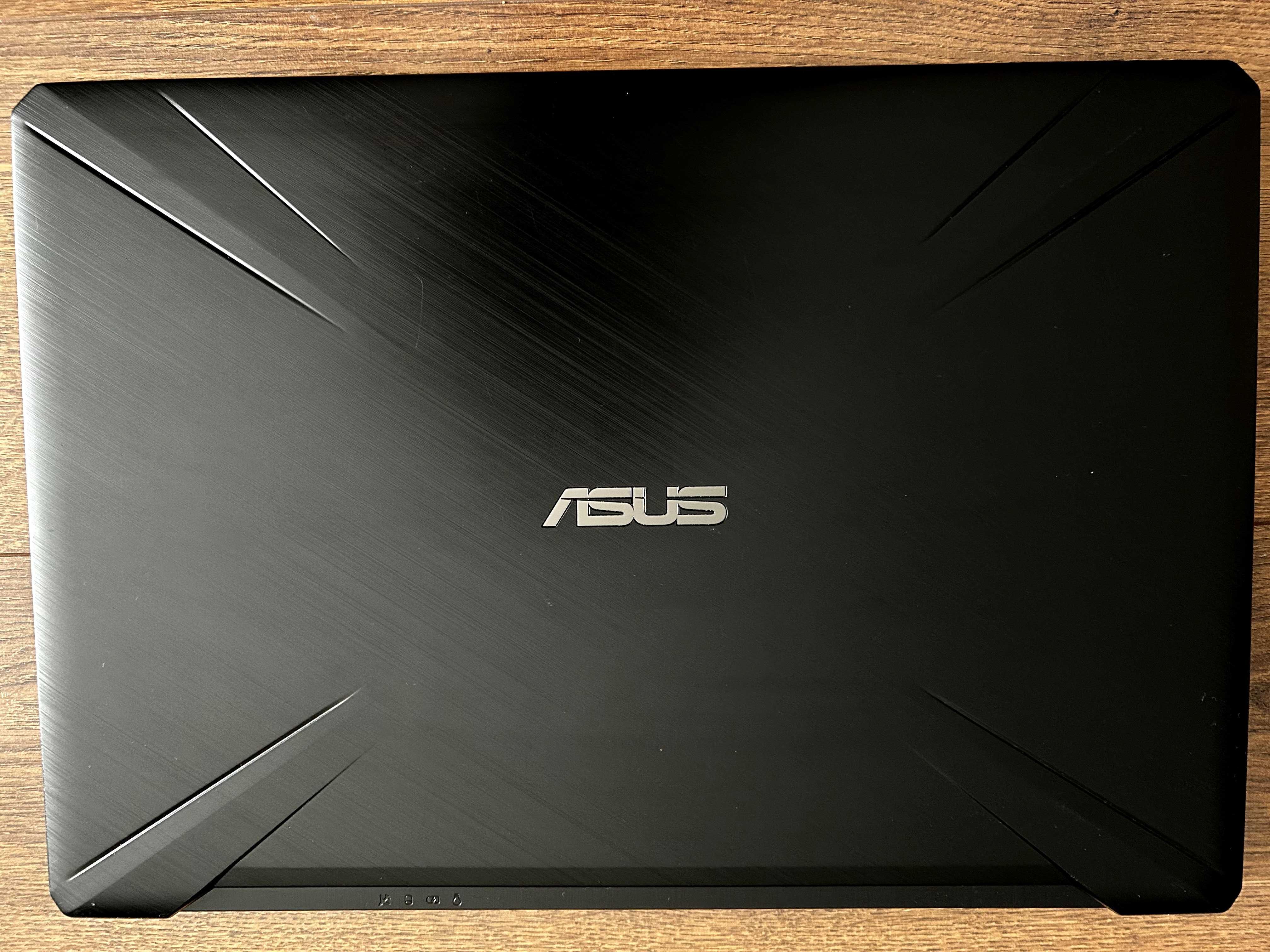Геймърски лаптоп Asus TUF Gaming FX705DU-AU030