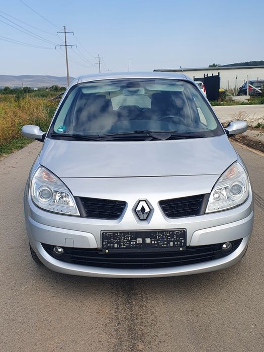Renault Megane Scenic an 2009 1.5 dci consum mic mașină spațioasă