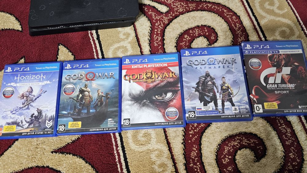 Продам игровую приставку
