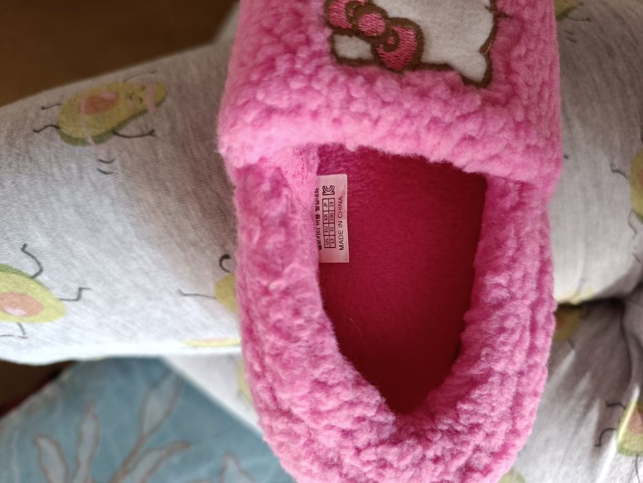 Продается обувь для девочки