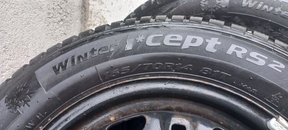2 anvelope iarna Hankook 165/70/R14 cu jante Vw Seat Skoda
