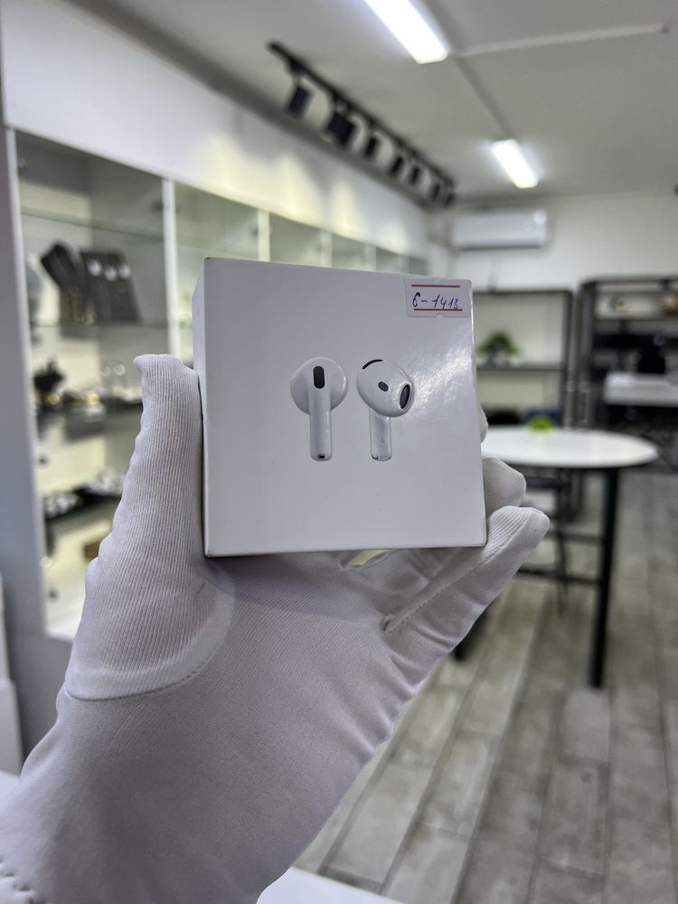AirPods 4 series