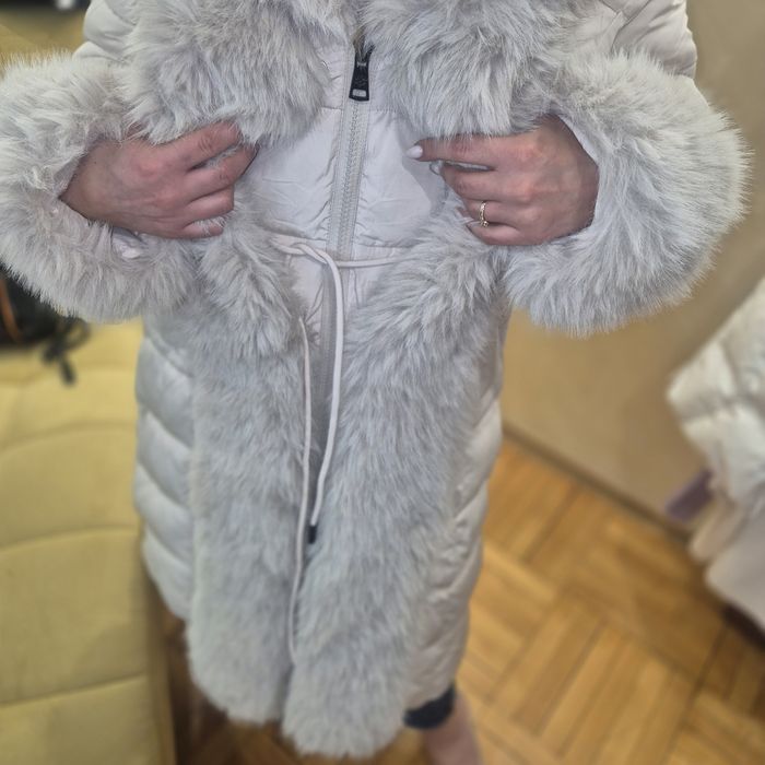 Ново Зимно яке,бяло