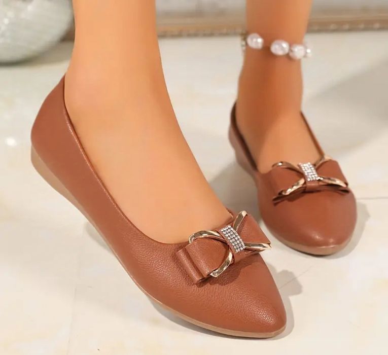 Pantofi noi mărime 37