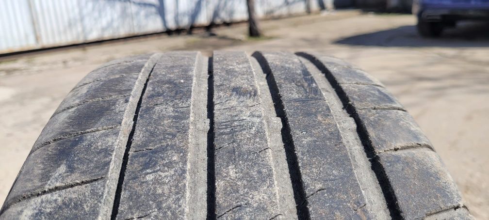 Anvelope vara Bridgestone 225/45/17