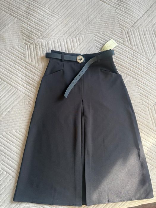 Юбка классическая черная