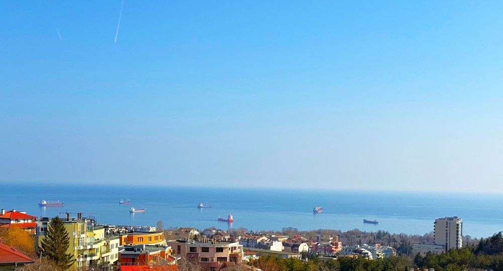 2 стаен апартамент, Бриз