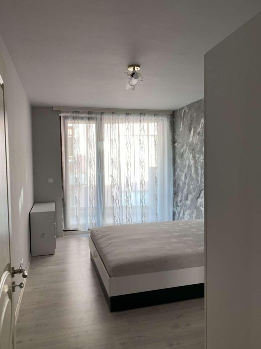 Дава се под наем Четиристаен апартамент в Варна, Бриз - 165 кв.м за 1300 € - Снимка #6