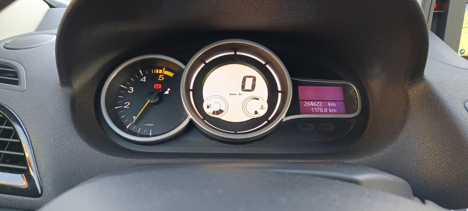 Renault Megane 3 unic proprietar 
2012.euro 5.Full 1.5 dci 6 trepte 11