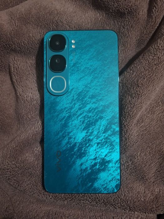 Vivo v40 lite 8/128