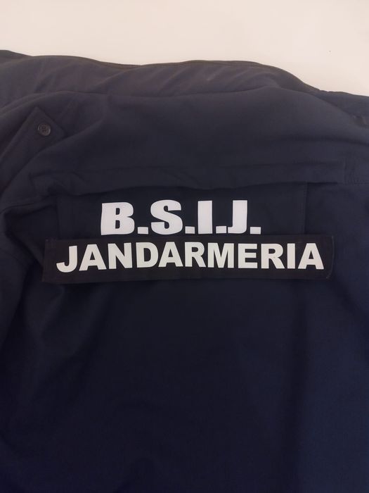 Geaca soft shell jandarm ,ca noua !