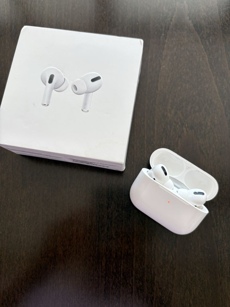 Airpods pro белые, идеальное состояние
