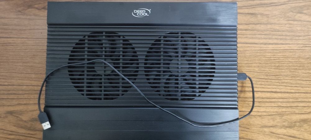 Охлаждающая подставка для ноутбуков DeepCool N8 Black