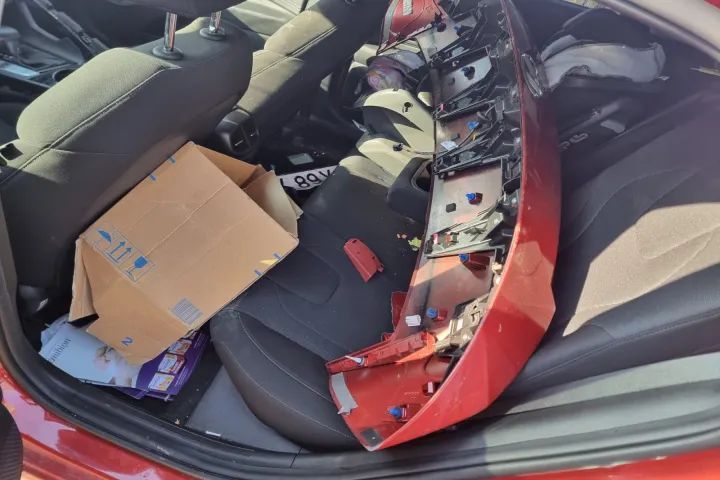 lampa tripla carenaj stanga dreapta motoras geam Hyundai Elantra  CN7 2022 motor 1.6 benzina  dezmembrez