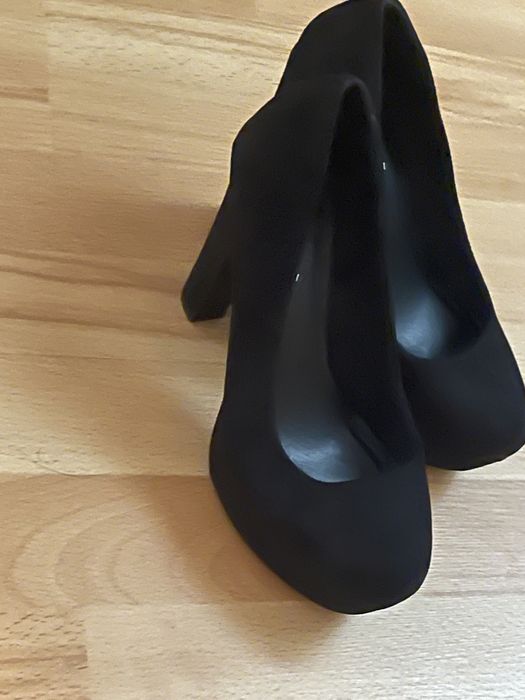 Pantofi cu toc negru eleganți noi nepurtati