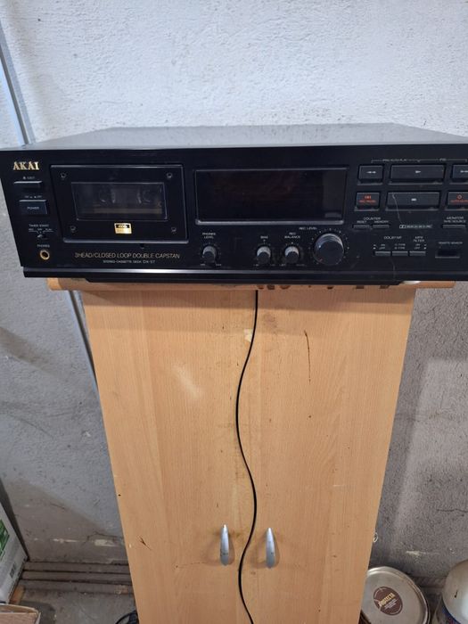 Касетъчен триглав дек, AKAI DX-57