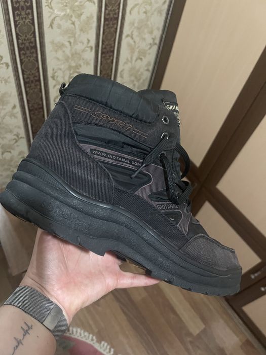 Кроссовки теплые 43 р.