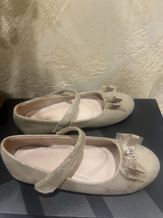 Официални обувки за момиче