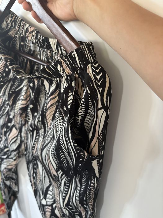 Pantaloni lungi negri colorati